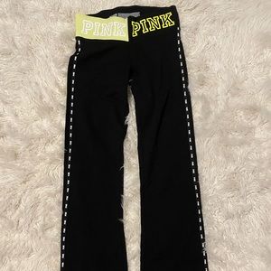 NWOT Victoria Secret PiNK black yoga pants size small